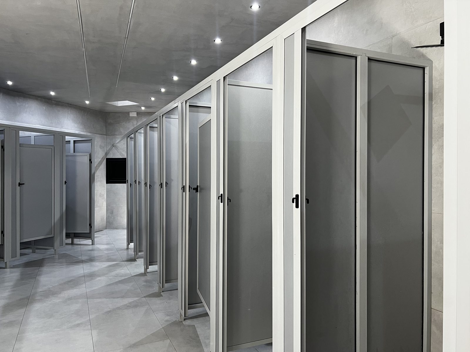 Premium Locker Rooms