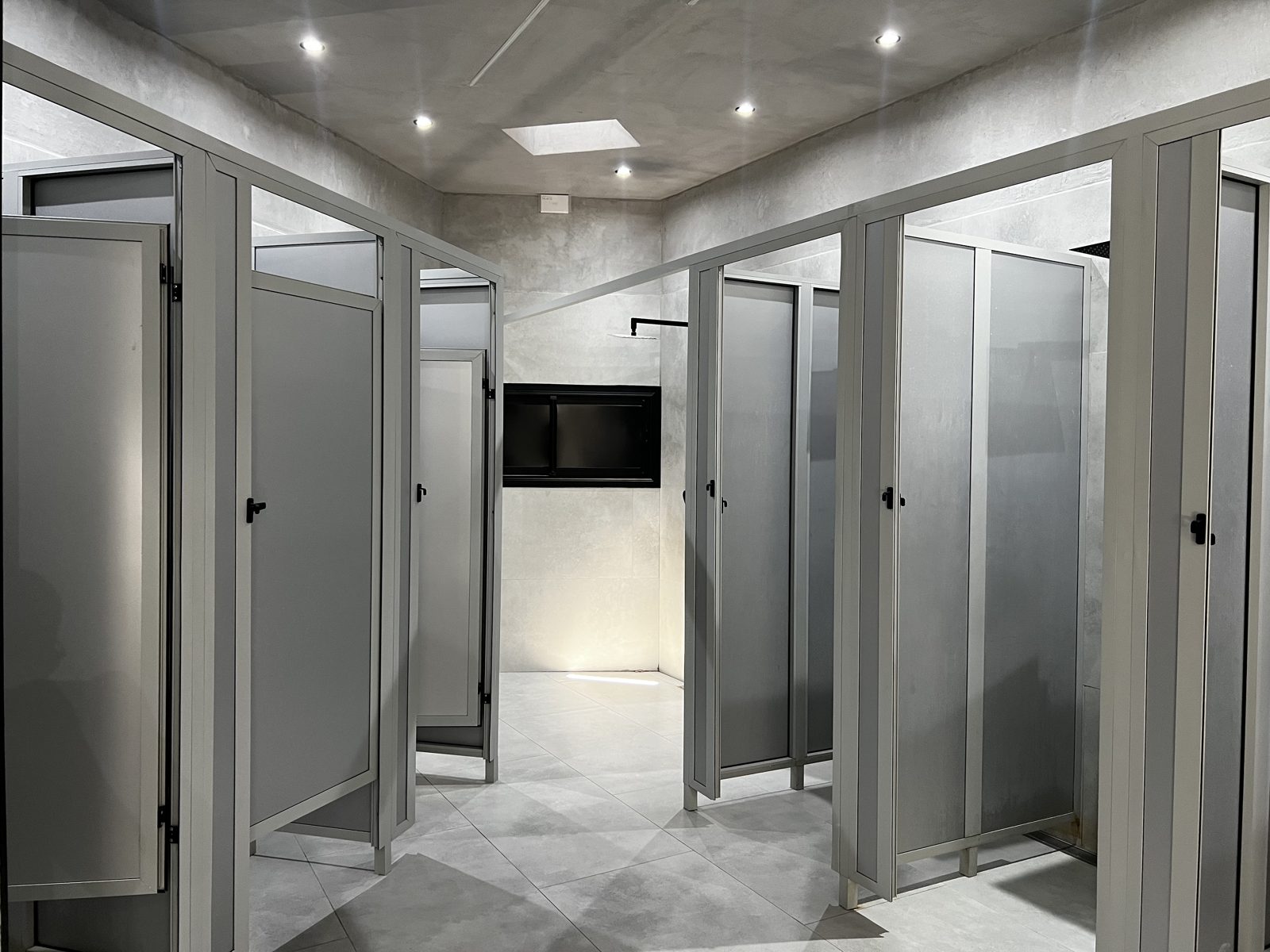 Premium Locker Rooms